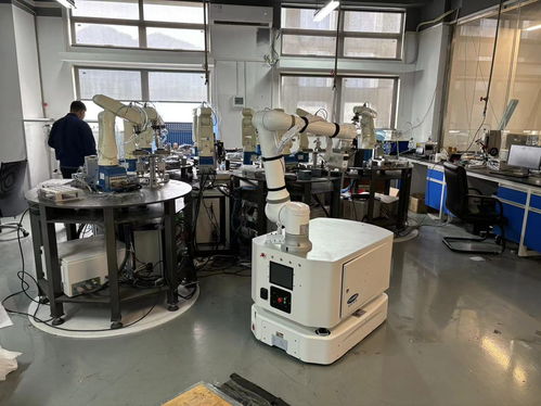 協(xié)作機(jī)器人上下料在醫(yī)療器械與信息安全設(shè)備制造中的精準(zhǔn)應(yīng)用