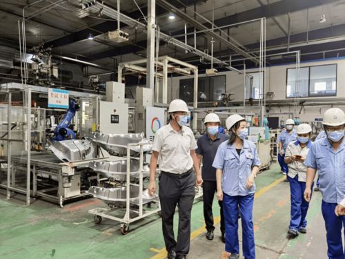 扎根生產(chǎn)一線 傾聽基層聲音——長(zhǎng)春市機(jī)械制造業(yè)工會(huì)信息安全設(shè)備制造領(lǐng)域蹲點(diǎn)調(diào)研紀(jì)實(shí)